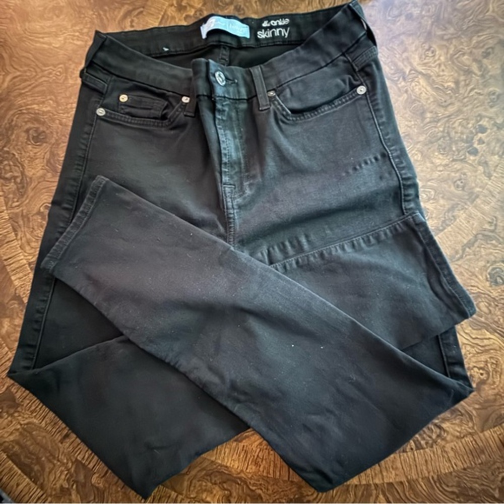 7 For All Mankind  NWOT Black Ankle Skinny Blair Jeans, Distressed Knees Sz 29